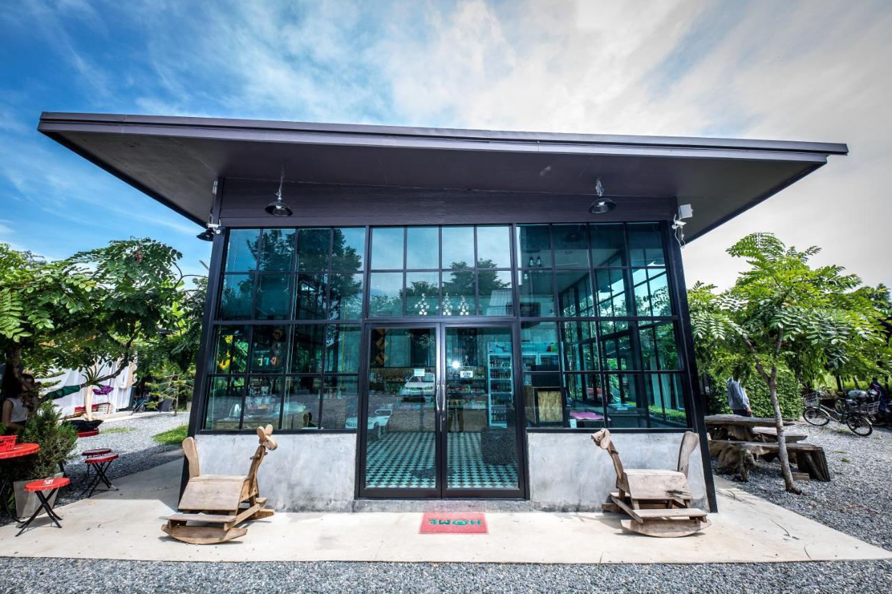 The Loft House Sakaeo Hotel Watthana Nakhon Exterior photo